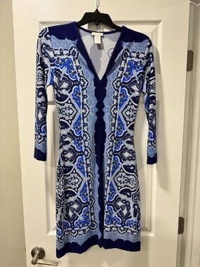 Cachet Blue Paisley V-Neck Knit Dress